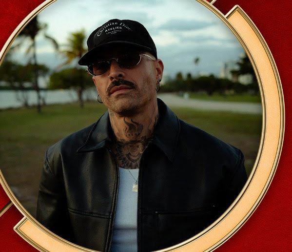MIKE BAHÍA CELEBRA NUEVA NOMINACIÓN AL LATIN GRAMMY