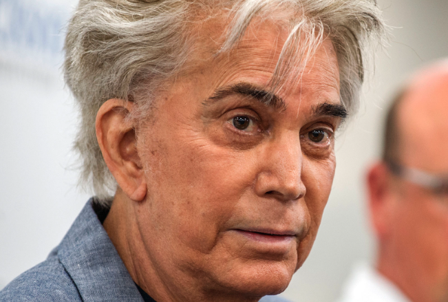 El Puma es bajado de un avión rumbo a Miami tras pelea